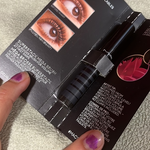 Laura mercier , Mac , Pixi & Nars - Picture 2 of 4